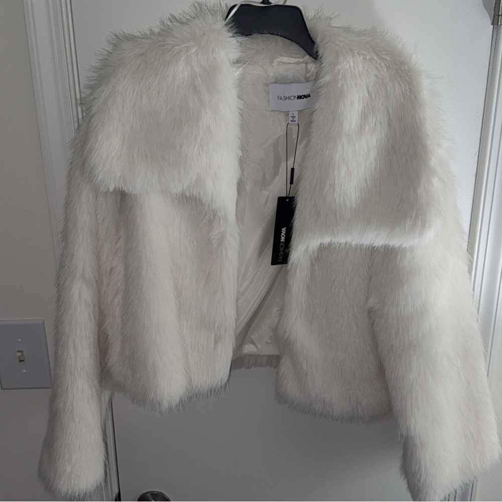 Fashion Nova Faux Fur Jacket
